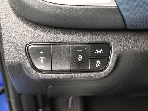 Used 2022 Kia Seltos Nightfall Edition image 15