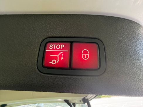 Used 2018 Mercedes-Benz GLS 550 4MATIC image 42