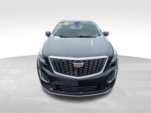 Certified 2023 Cadillac XT5 Premium Luxury w/ Technology Package image 2