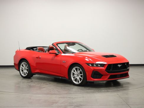 Used 2024 Ford Mustang GT Premium image 12
