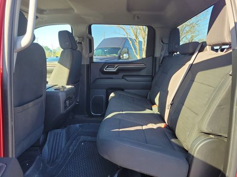 Used 2024 Chevrolet Silverado 1500 RST w/ Z71 Off-Road Package AWD/4WD image 19