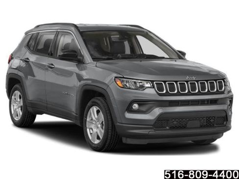 Used 2022 Jeep Compass Limited AWD/4WD image 10