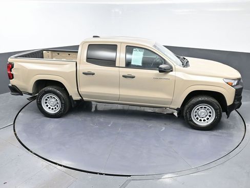 Used 2023 Chevrolet Colorado W/T image 43
