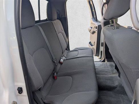 Used 2016 Nissan Frontier SV RWD image 16