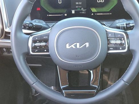 Certified 2025 Kia Sorento X-Line EX AWD/4WD image 14