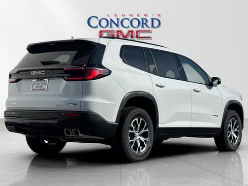 Used 2026 GMC Acadia AT4 w/ Luxury Package AWD/4WD image 4
