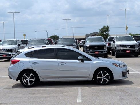 Used 2019 Subaru Impreza 2.0i Premium image 9