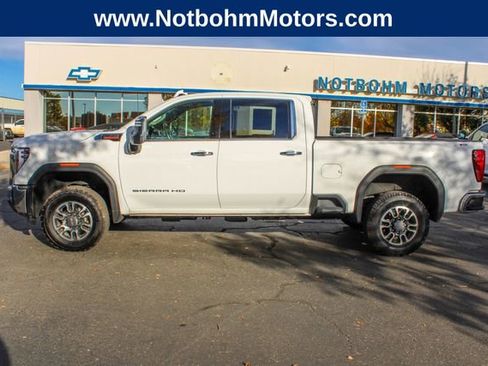 Used 2024 GMC Sierra 3500 SLT image 4