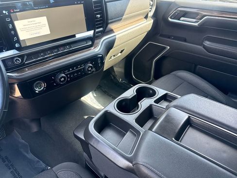 Used 2023 Chevrolet Silverado 1500 LT image 23