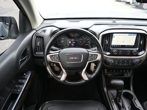 Used 2021 GMC Canyon Denali image 13