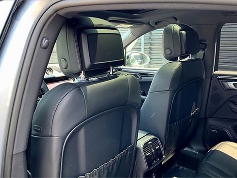 New 2025 Porsche Macan Turbo image 26