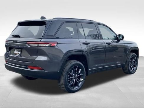 New 2025 Jeep Grand Cherokee Limited image 7