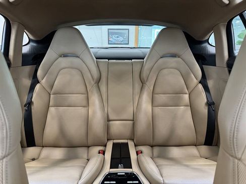 Used 2020 Porsche Panamera 4 image 11
