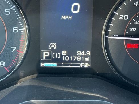 Used 2021 Subaru Crosstrek 2.0i Premium AWD/4WD image 20