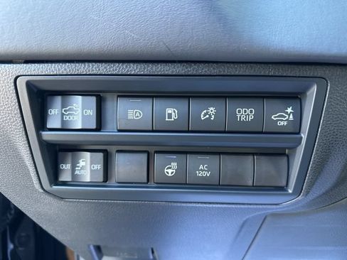 New 2026 Toyota Tundra Platinum AWD/4WD image 11