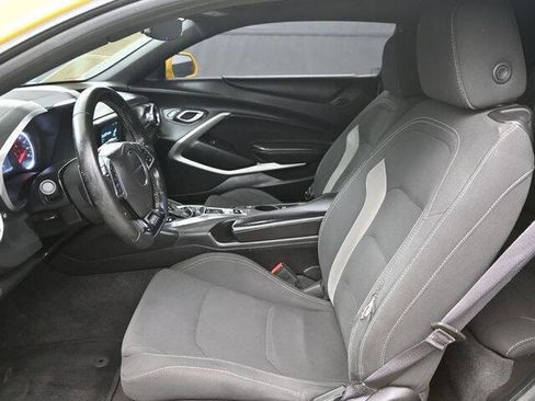 Used 2017 Chevrolet Camaro LT image 7
