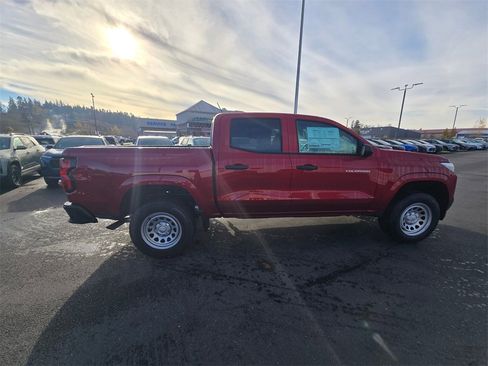 New 2026 Chevrolet Colorado W/T image 2