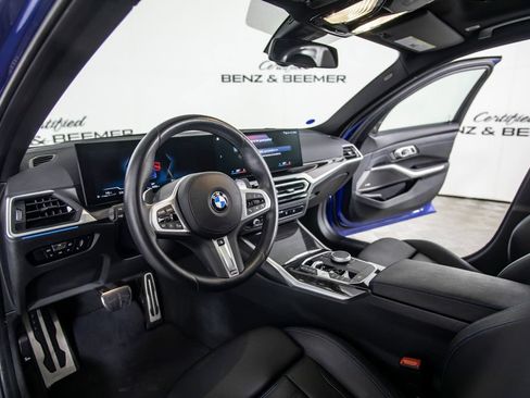Used 2023 BMW 330i Sedan w/ M Sport Package RWD image 17