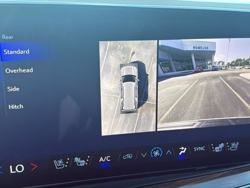 Used 2025 Chevrolet Tahoe Premier RWD image 21
