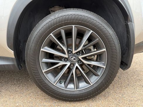 Used 2025 Lexus NX 250 FWD w/ Accessory Package (2T) image 15