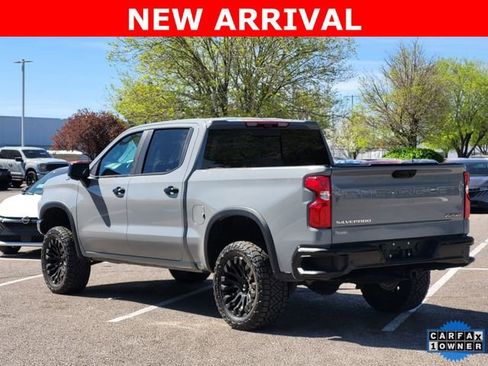 Used 2025 Chevrolet Silverado 1500 ZR2 w/ Technology Package image 3