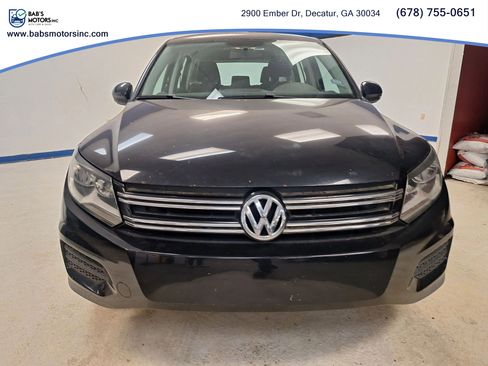 Used 2013 Volkswagen Tiguan SE image 2