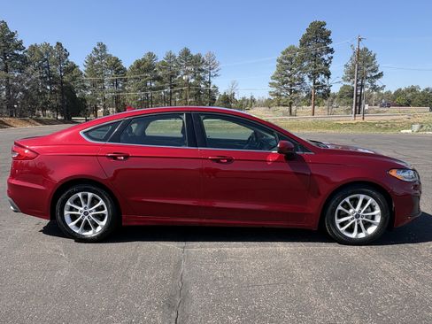 Used 2019 Ford Fusion SE image 7