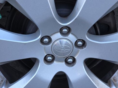 Used 2011 Subaru Outback 2.5i Limited w/ PWR Moonroof Pkg image 23