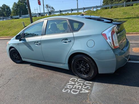 Used 2014 Toyota Prius Three FWD image 3