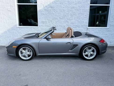 Used 2011 Porsche Boxster RWD image 23