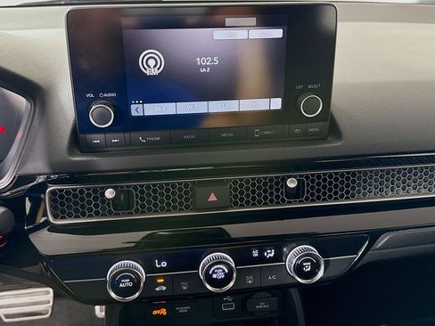 Used 2022 Honda Civic Sport image 18