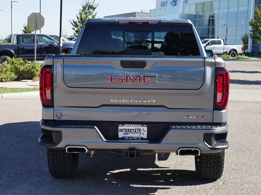 Used 2021 GMC Sierra 1500 AT4 w/ AT4 Premium Package AWD/4WD image 4