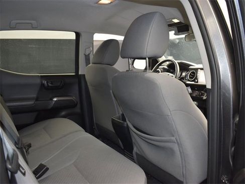Used 2020 Toyota Tacoma SR5 image 11