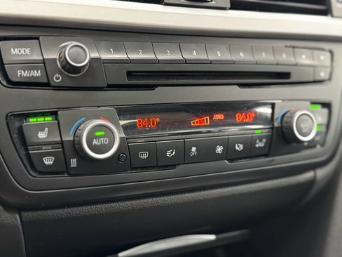 Used 2015 BMW 320i xDrive Sedan image 25