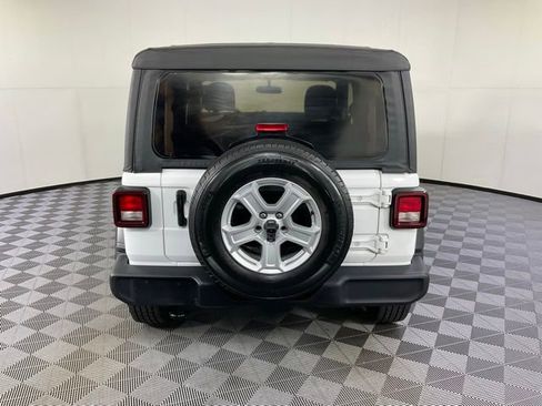Used 2020 Jeep Wrangler Sport image 5