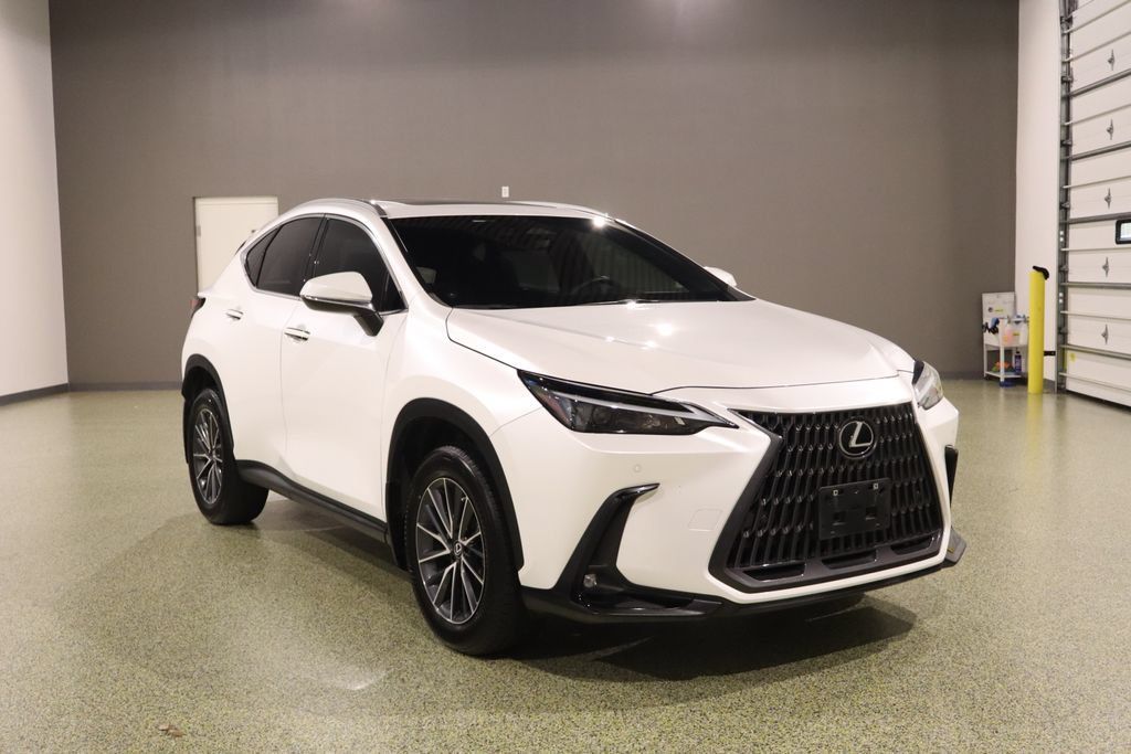 Used 2022 Lexus NX 350 AWD image 1