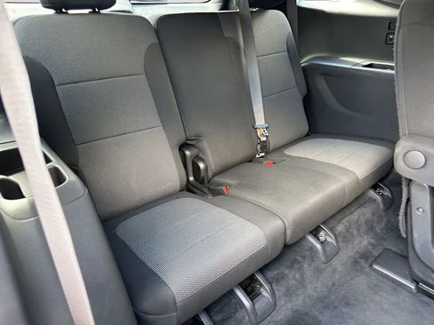 Used 2022 Chevrolet Traverse LT image 12