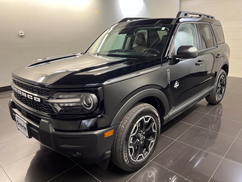 New 2026 Ford Bronco Sport Outer Banks AWD/4WD image 3