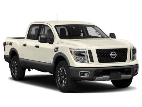 Used 2018 Nissan Titan PRO-4X w/ Pro-4x Utility Package AWD/4WD image 9