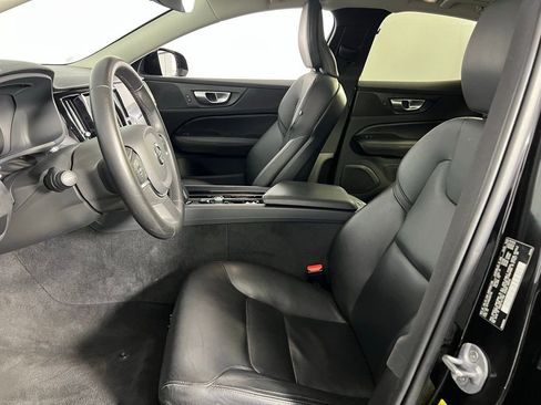 Used 2024 Volvo S60 B5 Core image 22