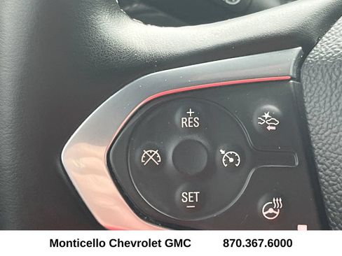 Used 2023 Chevrolet Traverse LT w/ LT Premium Package AWD/4WD image 15