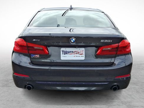 Used 2018 BMW 530i xDrive AWD/4WD image 4