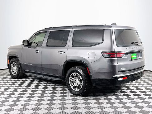 Used 2023 Jeep Wagoneer 4WD w/ HD Trailer Tow Package image 6