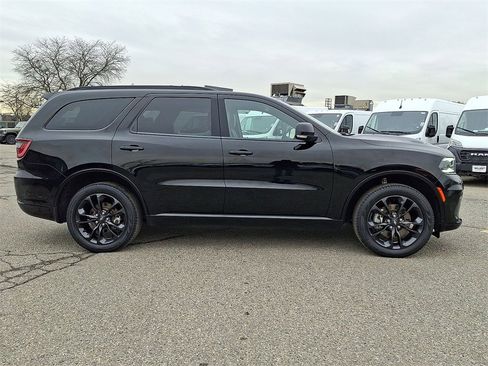 Used 2022 Dodge Durango GT image 26