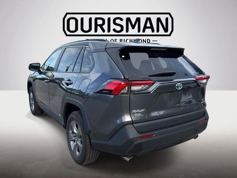 Used 2024 Toyota RAV4 LE image 5