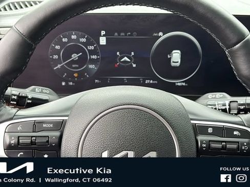 Used 2024 Kia Sportage SX FWD image 13