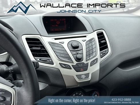 Used 2012 Ford Fiesta SES FWD image 20