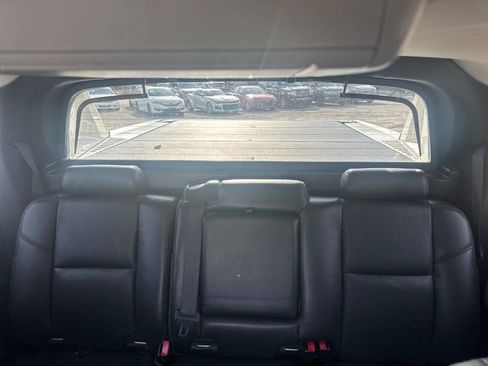 Used 2013 Chevrolet Avalanche LTZ image 38