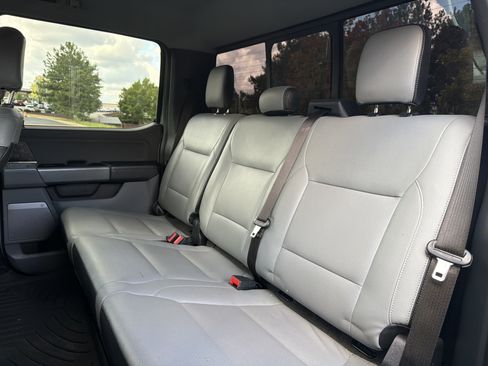 Used 2022 Ford F150 XLT w/ Equipment Group 302A High RWD image 8