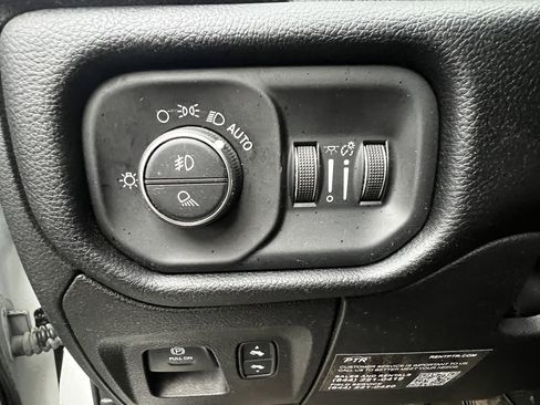 Used 2022 RAM 1500 Laramie image 15